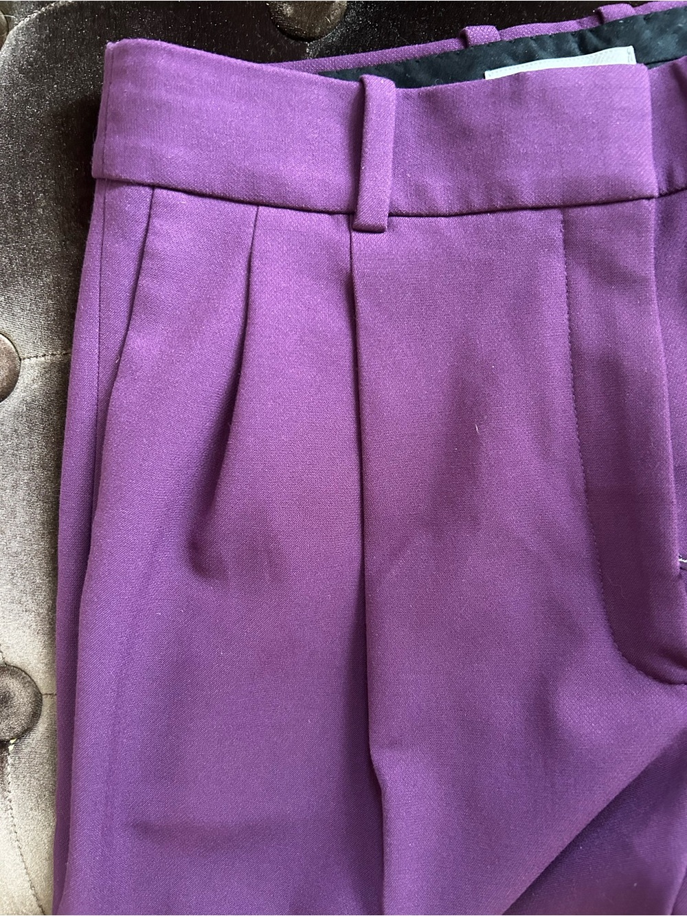 NWOT Babaton Pleated Wide Leg High Waist Pants Deep Purple Effortless look alike - Picture 9 of 10